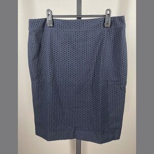NEW Ann Taylor Skirt Womens 10 blue pencil straight eyelet